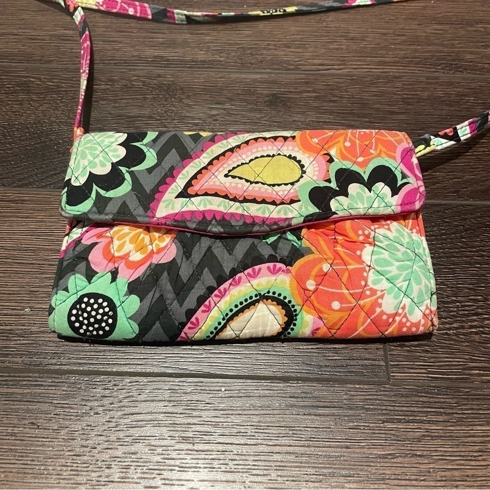 Vera Bradley Ziggy Zinnia Crossbody Quilted Wallet Purse OS